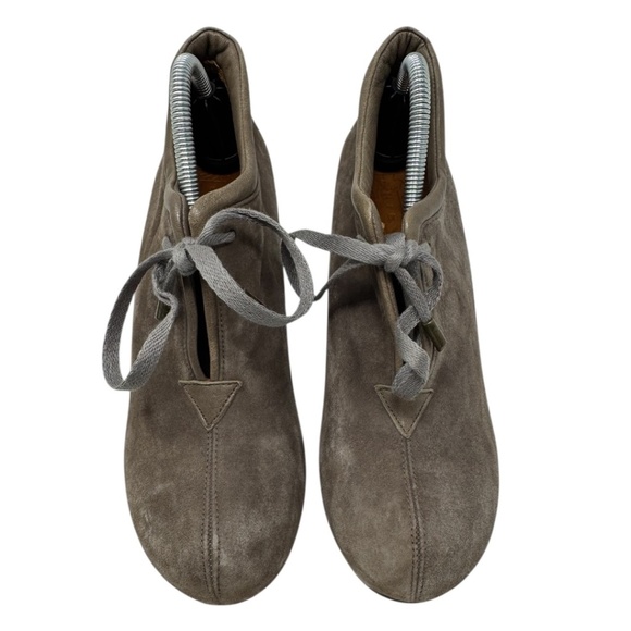 Chie Mihara Booties Heels Gray Suede - Picture 2 of 13